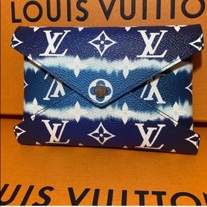 NEW LOUIS VUITTON KIRIGAMI ESCALE POUCH